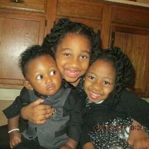 Meet your Posher, Guyflore